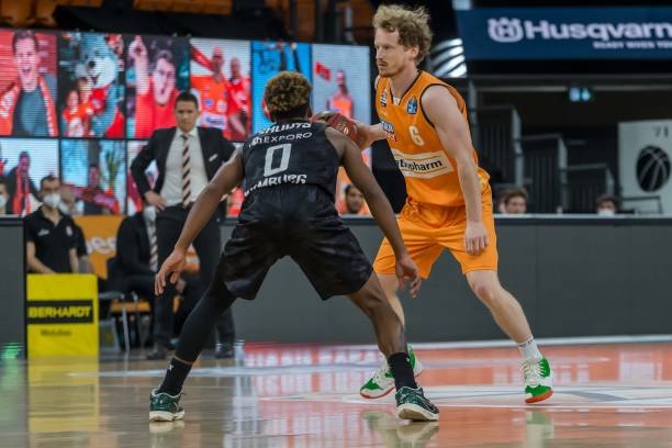 色激发了他 色激发了他