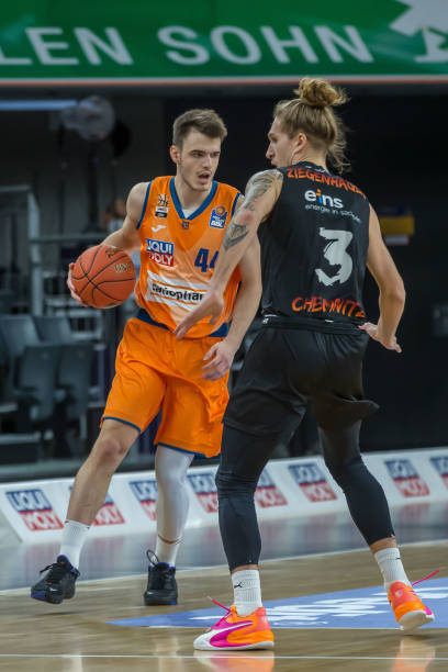 他并非只是 他并非只是